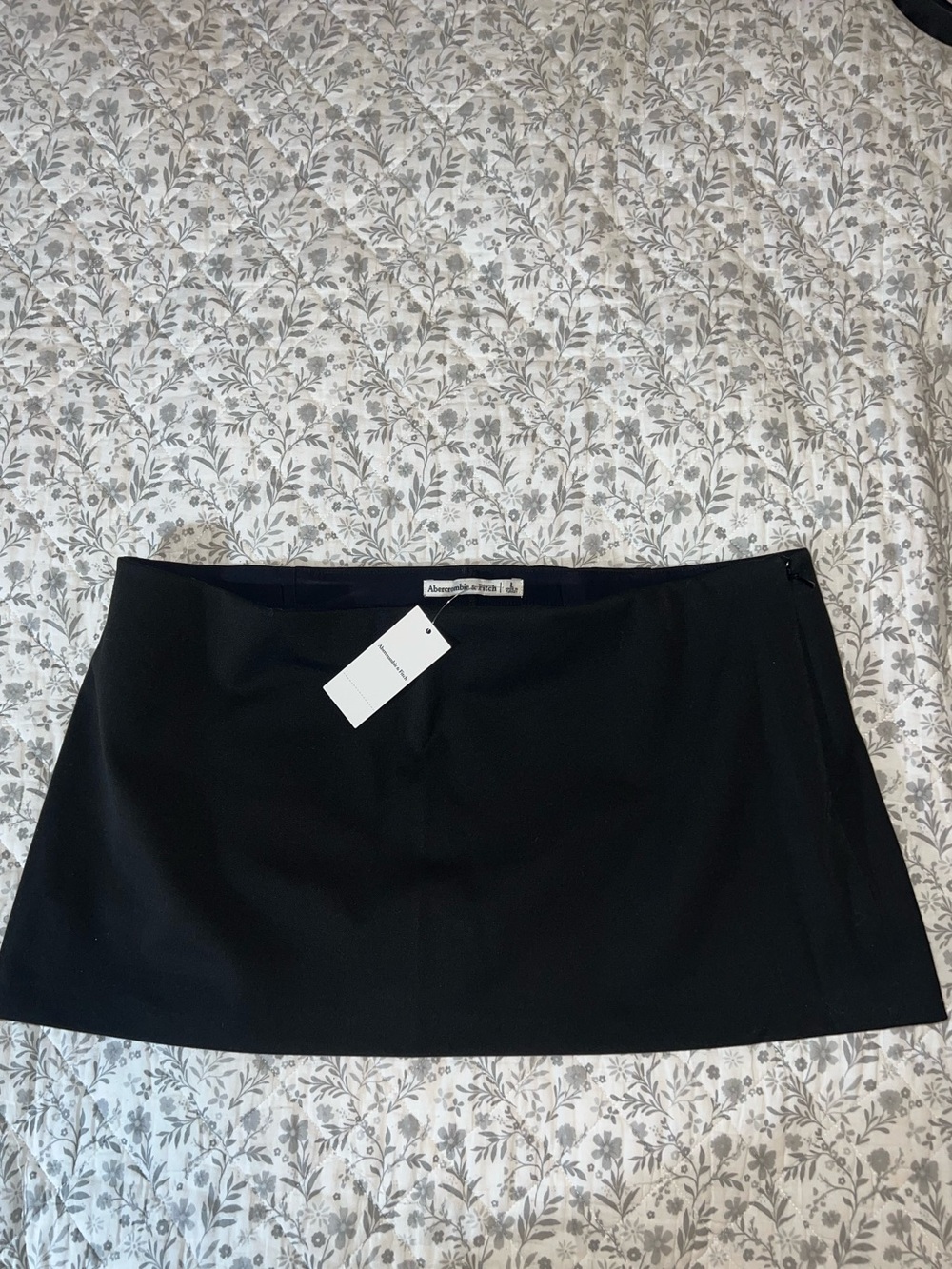 Abercrombie & Fitch Black Micro Skirt